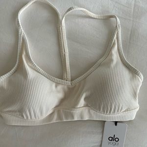 Ribbed Ivory Padded Alo Sports Bra